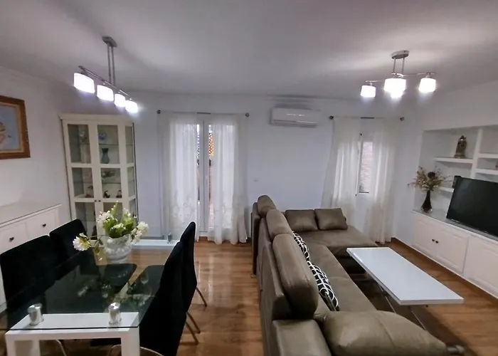 Ave 26, Piso Junto Playa شقة