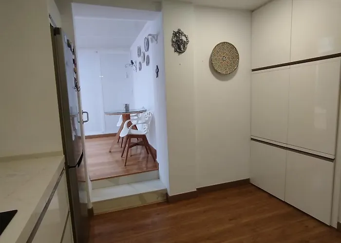 Ave 26, Piso Junto Playa * كاديز