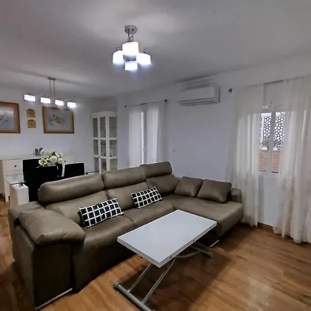 Ave 26, Piso Junto Playa *