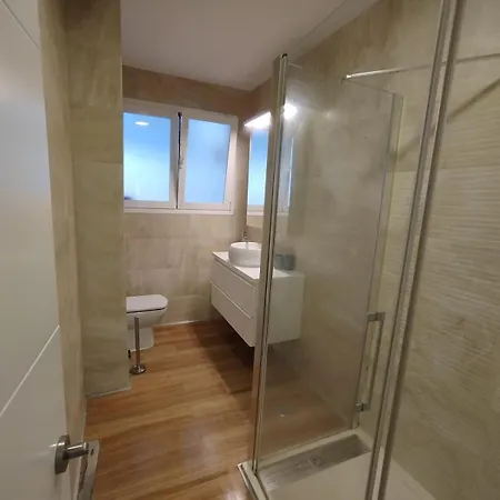 Ave 26, Piso Junto Playa